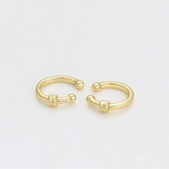 Ear Cuffs Knot 14k Gold Plated  Luxury Jewelry - Picture 4 of 9